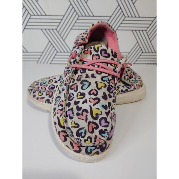 Ladies Hey Dude Wendy Size 7 ladies 6 youth - Picture 1 of 5